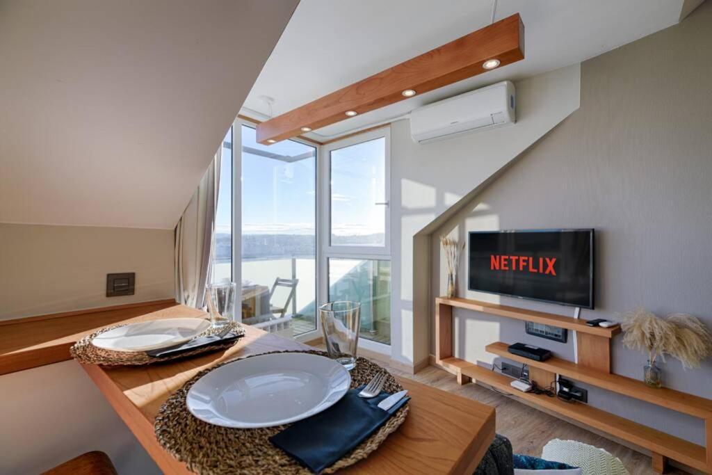 Riazor Bay By Thebluewaveapartments Com A Coruna Exterior photo